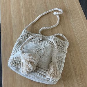 FOREVER 21 CROCHET BAG